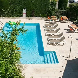 Ibis Sud Hotell Avignon