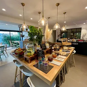 Campanile Orange Centre Sortie 21 Sur A7 A9 Hotell Orange (Vaucluse)
