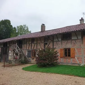 Ferienhaus A La Poularde, Curciat-Dongalon